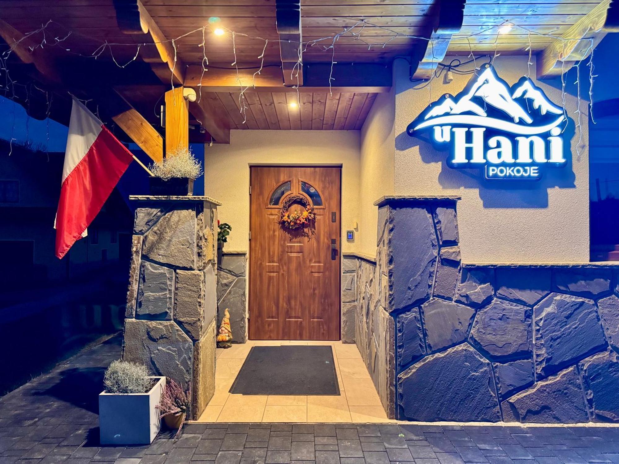 Pokoje U Hani - Sauna, Balia Z Hydromasazem ブコビナ・タトシャンスカ エクステリア 写真